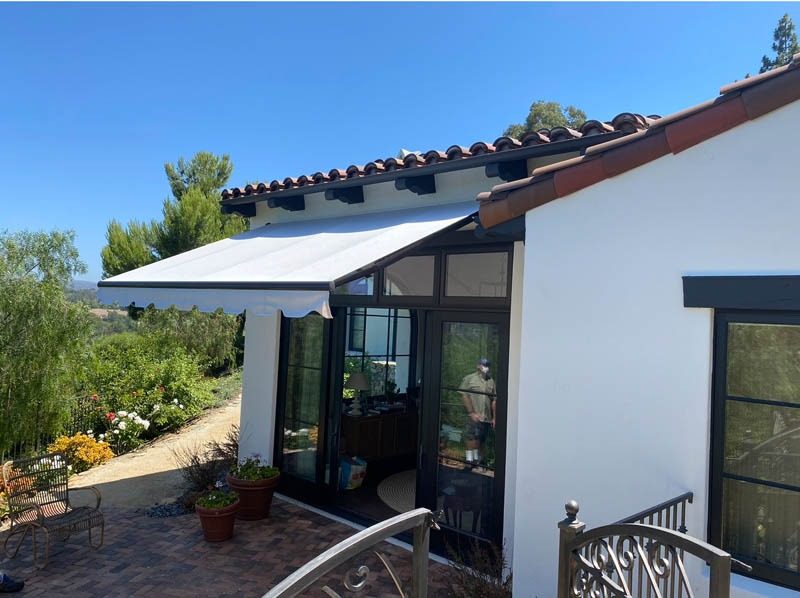 Retractable Patio Awnings in Newport Beach Retractable Patio Awnings in Newport Beach
