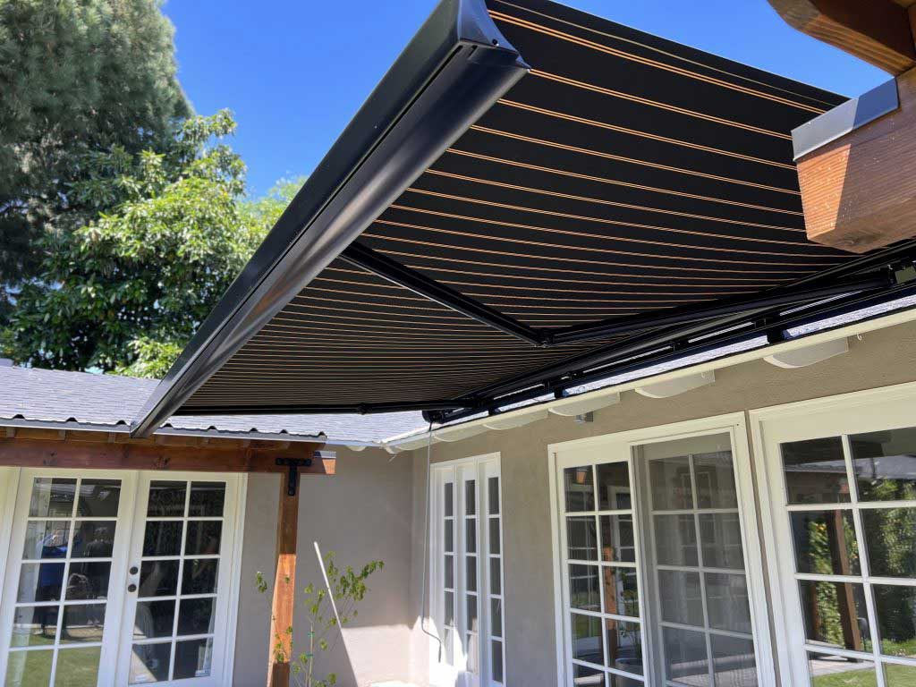 Retractable Awnings in Montclair Retractable Awnings in Montclair